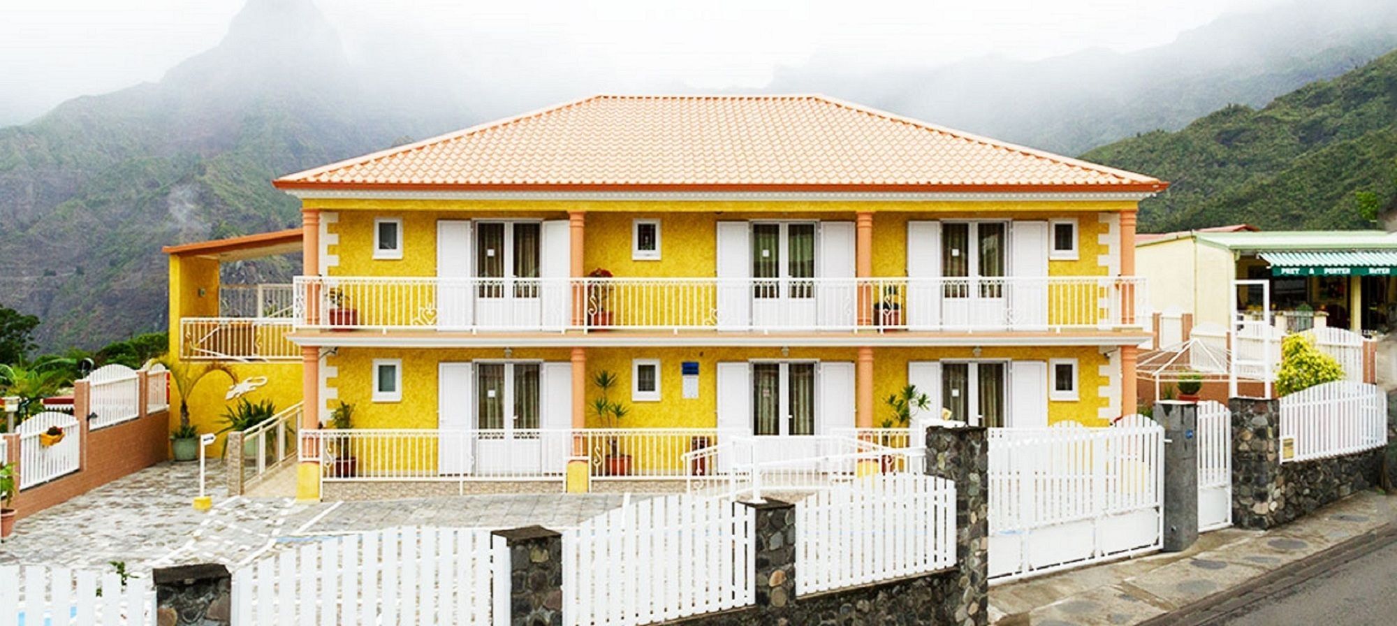 Residence Hoteliere Otroiza Cilaos Zewnętrze zdjęcie